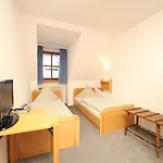 Hotel-landgasthof Schuster Hotel Greding