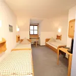 Hotel Hotel-landgasthof Schuster 3*
