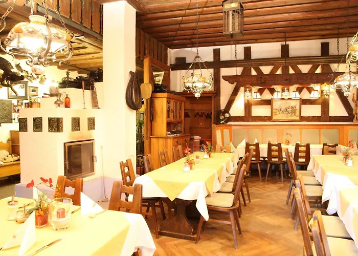 Hotel Hotel-landgasthof Schuster 3*