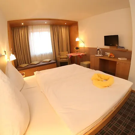 Hotel-landgasthof Schuster 3* غريدينغ