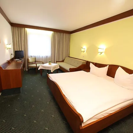 Hotel-landgasthof Schuster