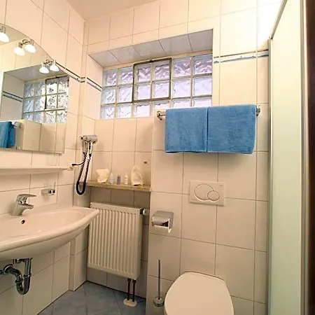 Szálloda Hotel-landgasthof Schuster 3*