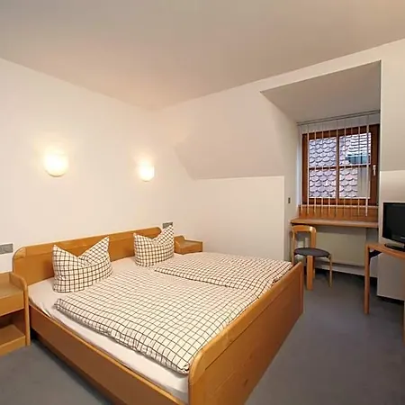 Szálloda Hotel-landgasthof Schuster