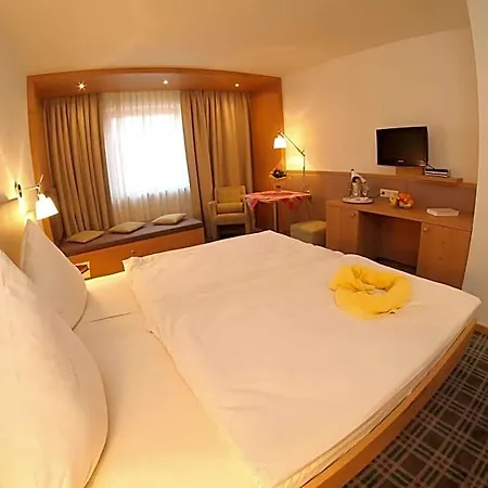 Szálloda Hotel-landgasthof Schuster