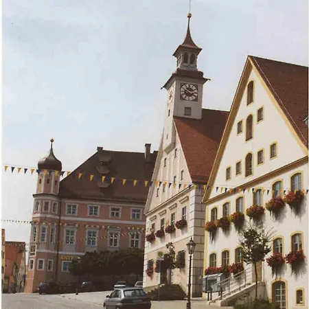 Hotel-landgasthof Schuster Szálloda 3*