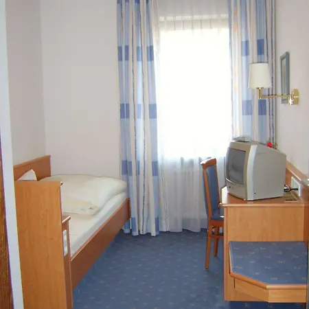 Hotel-landgasthof Schuster 3*