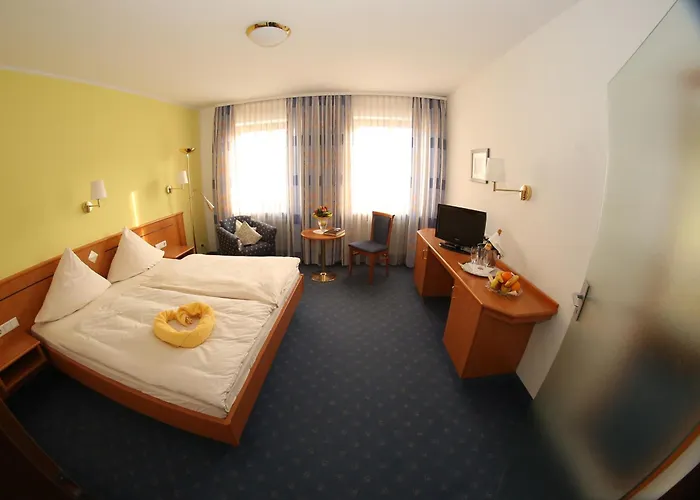 Hotel-landgasthof Schuster Hotel Greding